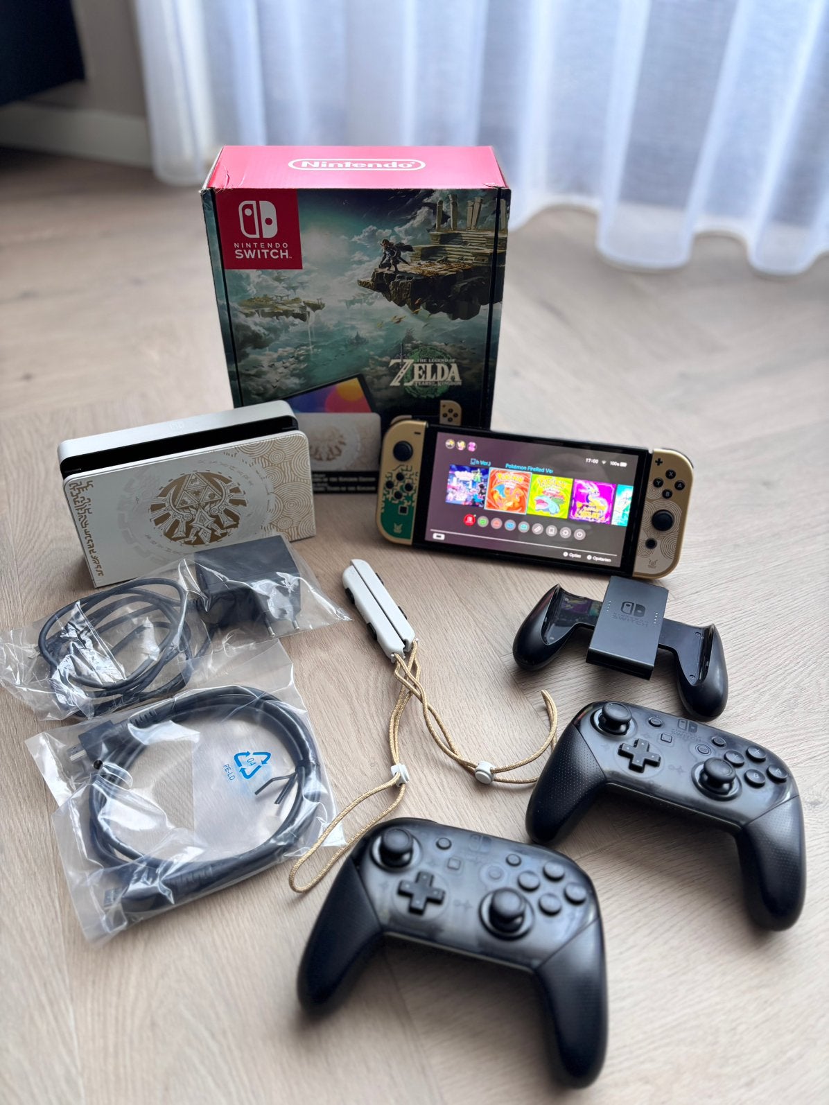 Nintendo switch oled zelda editie, Ophalen, Zo goed als nieuw, Met 2 controllers, Switch OLED