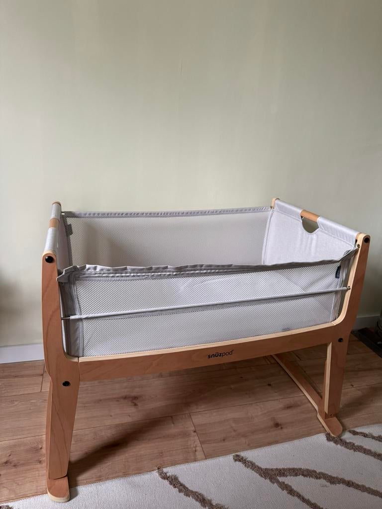 Snuzpod studio cosleeper kleur naturel, Kinderen en Baby's, Babywiegjes en Ledikanten, Ophalen, Zo goed als nieuw, Wieg