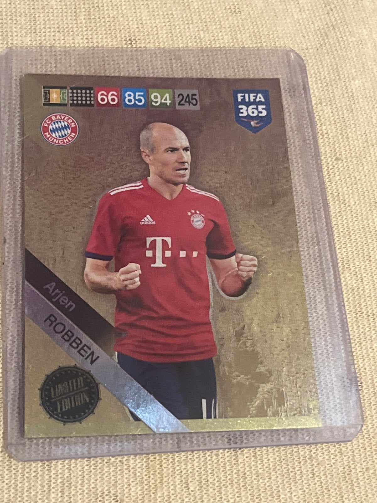 Arjen Robben FIFA 365 Limited Edition Spelerskaart, Verzamelen, Ophalen of Verzenden, Zo goed als nieuw, Buitenlandse clubs, Spelerskaart