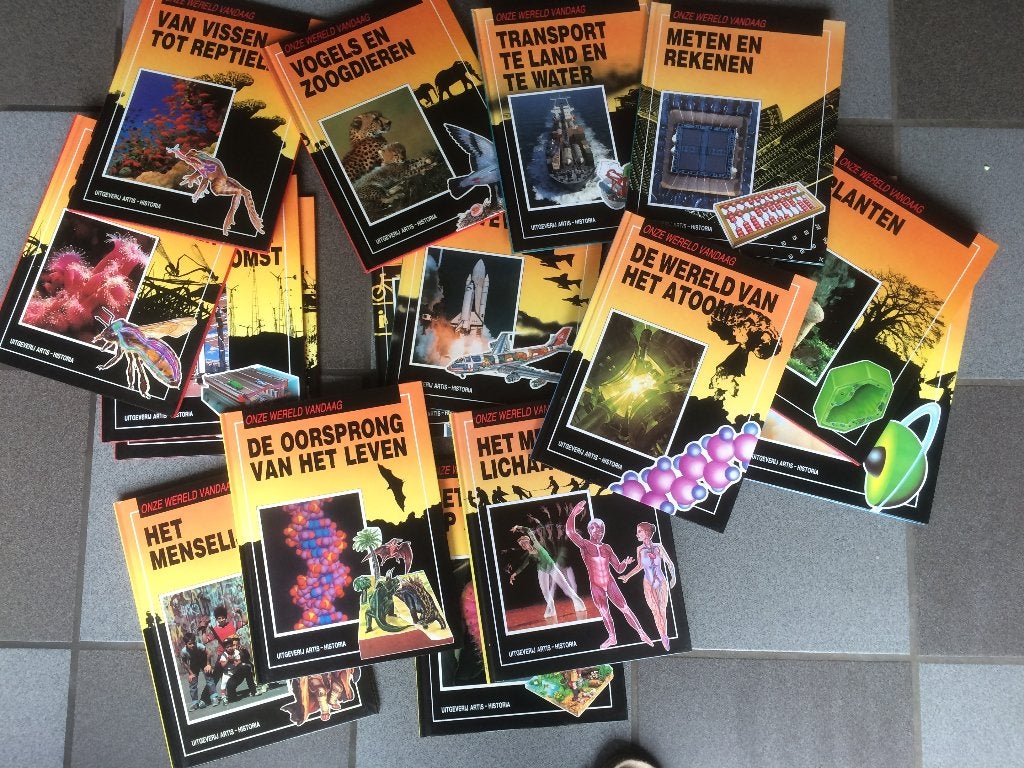 Boeken Artis historia (18 stuks onze wereld vandaag), Ophalen, Gelezen, ARTIS HISTORIA, Overige gebieden