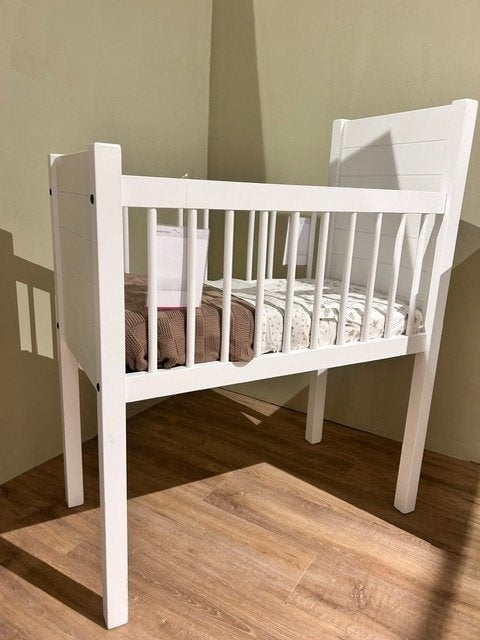Kidsmill Noa Wieg Mat Wit, Kinderen en Baby's, Babywiegjes en Ledikanten, Ophalen, Zo goed als nieuw, Wieg