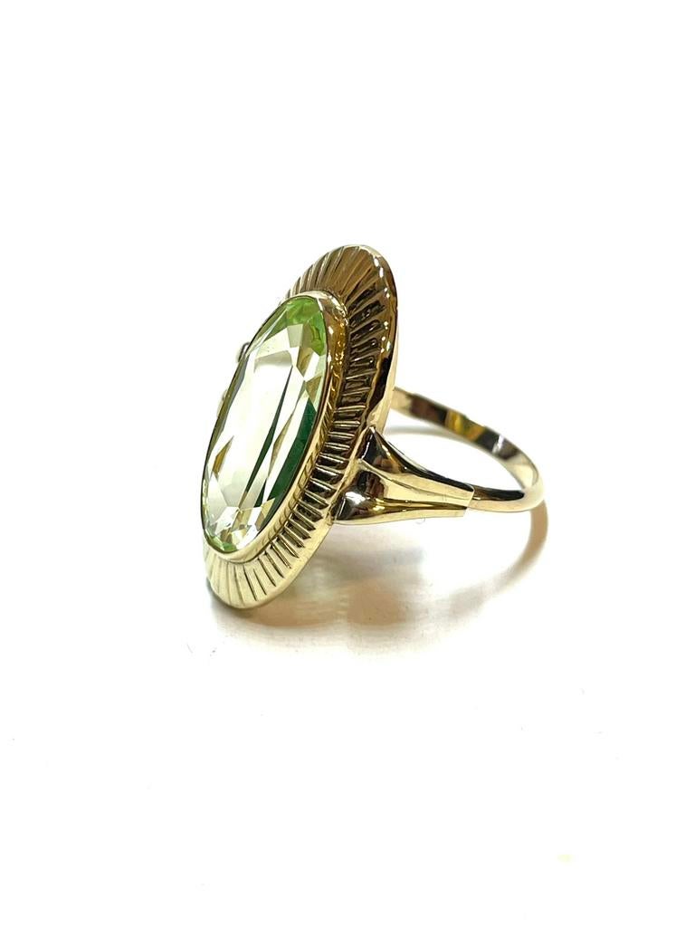 14k gouden ring met een groene steen, Sieraden, Tassen en Uiterlijk, Ringen, -, -, Ophalen of Verzenden, Dame