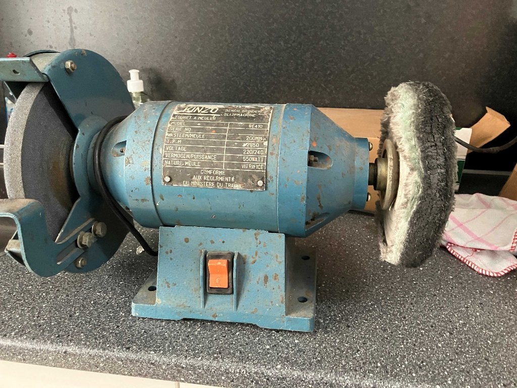 Kinzo Werkbankslijpmachine 550W - Gebruikt, Ophalen, Gebruikt, Minder dan 700 watt, Werkbankslijpmachine