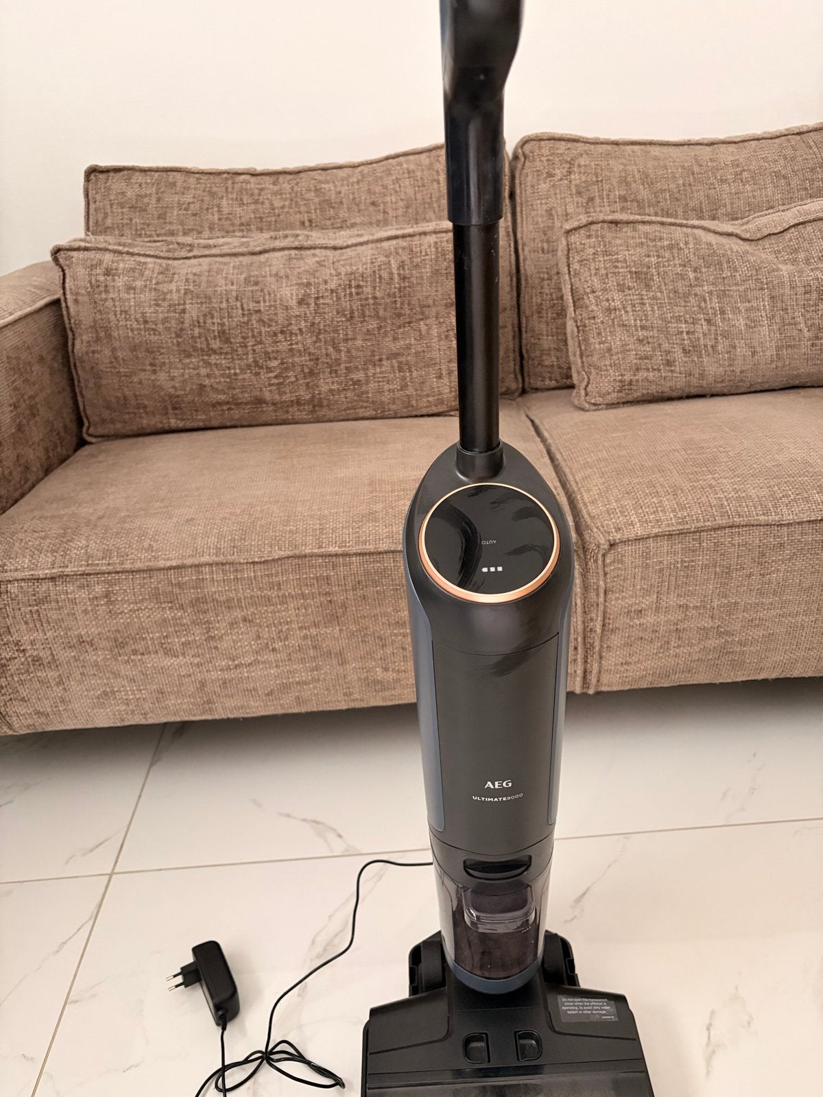 AEG Ultimate 8000 Vloerreiniger - Zo goed als nieuw, Ophalen of Verzenden, Zo goed als nieuw, Vloerreiniger, Geschikt voor harde vloeren