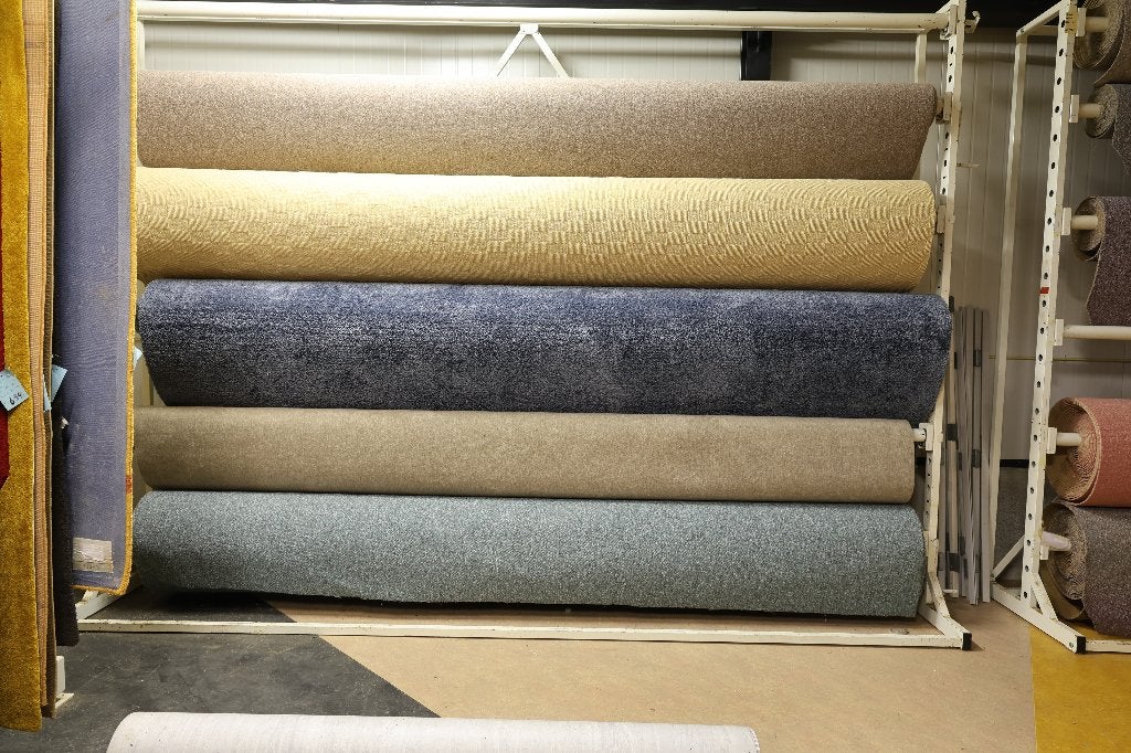 Nieuwe vloerbedekking, diverse kleuren, Ophalen, Geel, Nieuw, 50 tot 75 m²