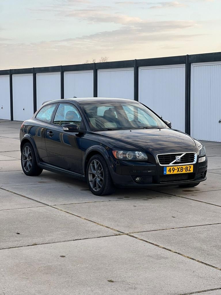 Volvo C30| 2.5 T5| 2007| Zwart| 230 PK| 6-Bak| Top staat, Auto's, 700 kg, 4 stoelen, Leder en Stof, Handgeschakeld