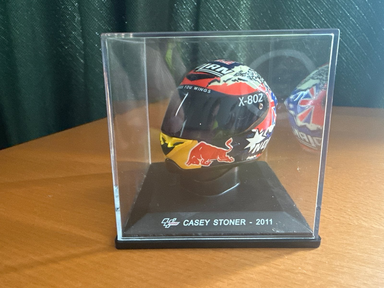 Casey Stoner 2011 MotoGP Helm Schaal 1:5, Ophalen of Verzenden, Zo goed als nieuw, Motor