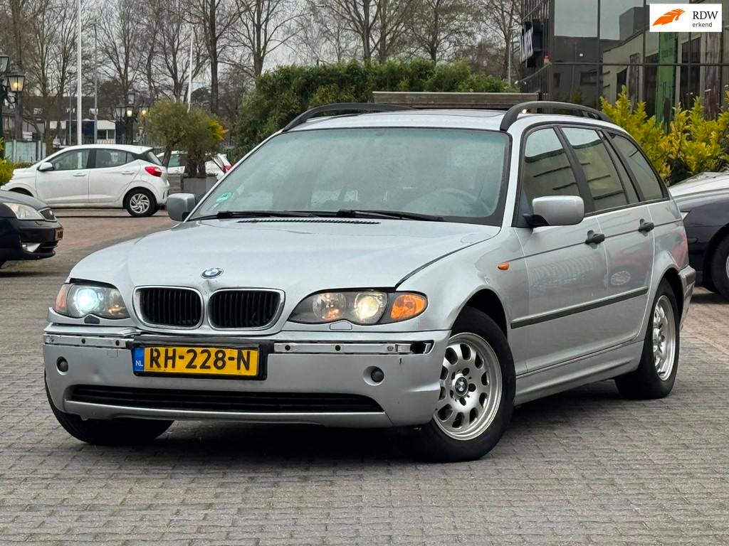 BMW 3-serie Touring 316i Black&Silver II | Parkeersensoren |, Auto's, BMW, Zwart, 4 cilinders, Handgeschakeld, Parkeersensor