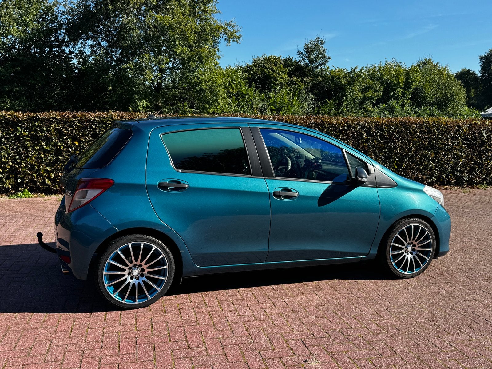 Toyota Yaris 1.3 16V Vvt-i 5DR 2012 Blauw, Auto's, Voorwielaandrijving, 40 €/maand, 4 cilinders, Blauw