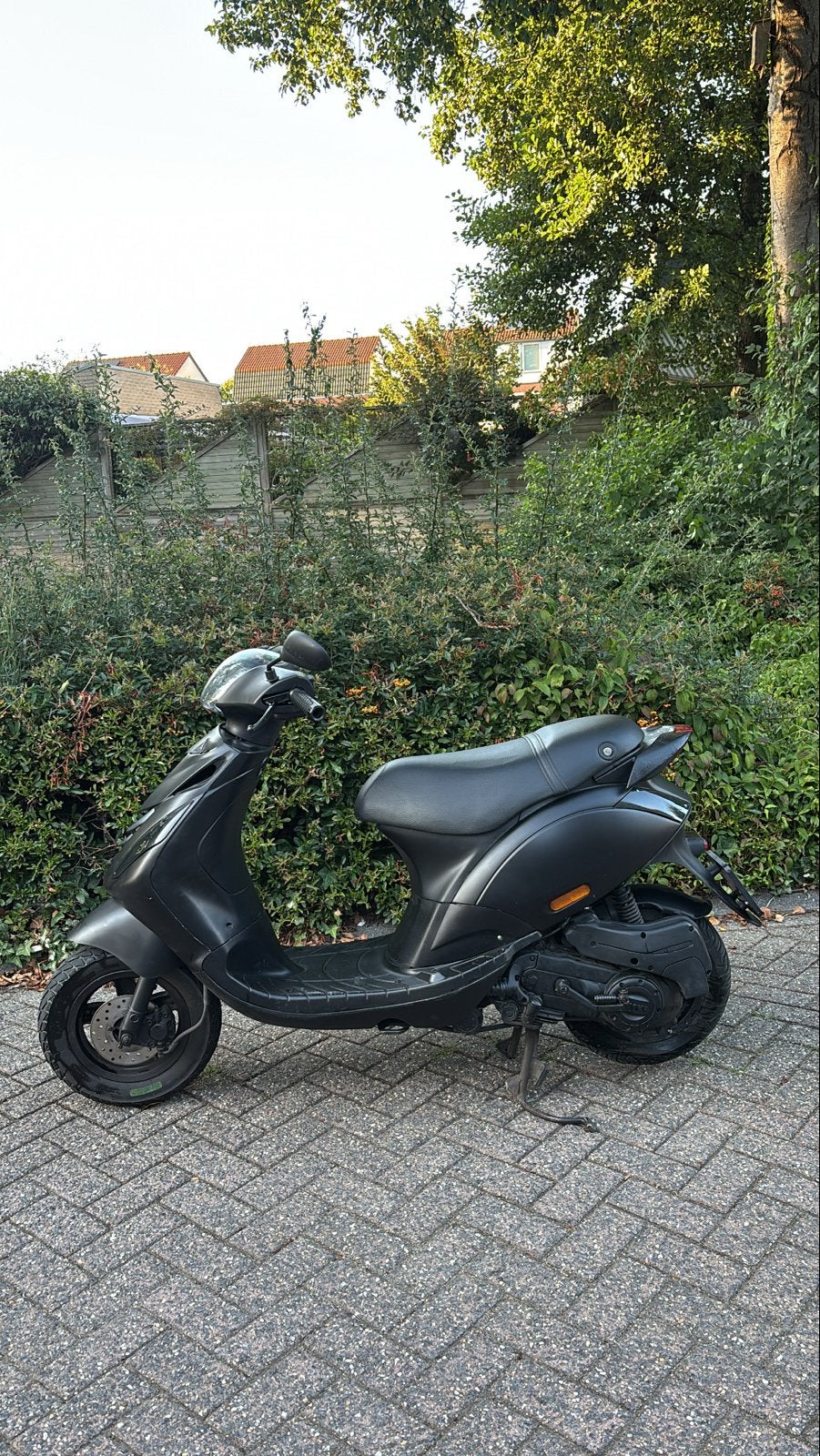 Piaggio Zip 2008 Mat Zwart - Goed Onderhouden, Fietsen en Brommers, Scooters | Piaggio, Ophalen, Gebruikt, Maximaal 45 km/u, Zip