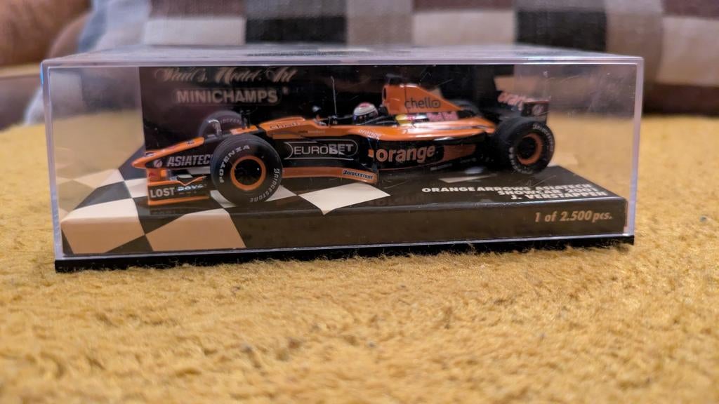 Minichamps Jos Verstappen orange Arrows Asiatec showcar 2001, Hobby en Vrije tijd, Modelauto's | 1:43, Ophalen, Auto, MiniChamps
