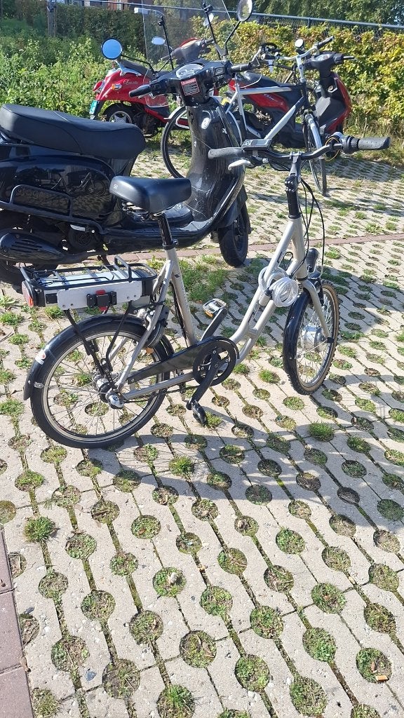 Pointer mini e bike, Gebruikt, 51 tot 55 cm, 50 km per accu of meer, Ophalen