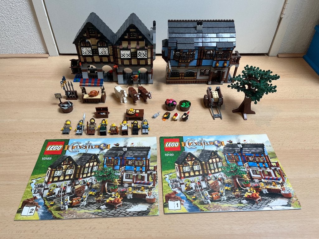 LEGO Medieval Market Village 10193, Lego, Ophalen of Verzenden, Zo goed als nieuw, Compleet