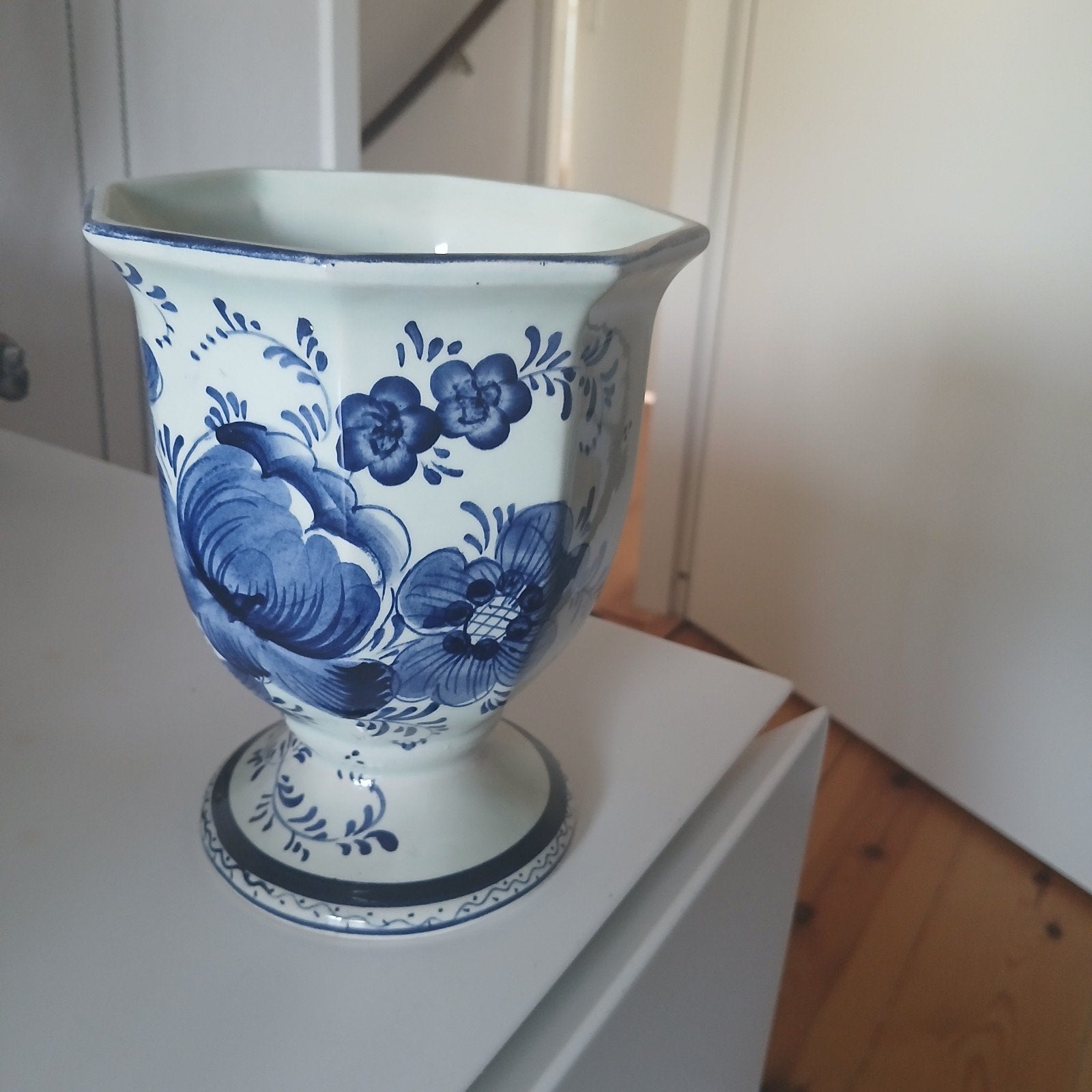 Delfts Blauw Handgeschilderde Vaas - Bloemmotief, Ophalen