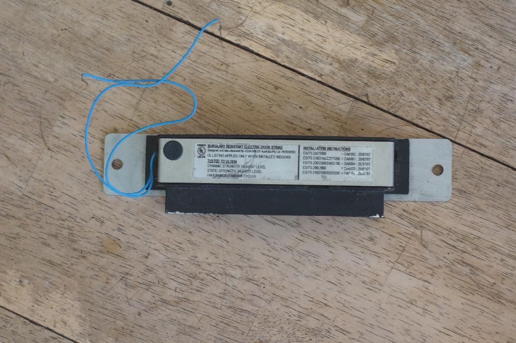 ASSA ABLOY automatische deuropener. 24 volt, ASSA ABLOY, 120 cm of meer, Nieuw, Ophalen of Verzenden