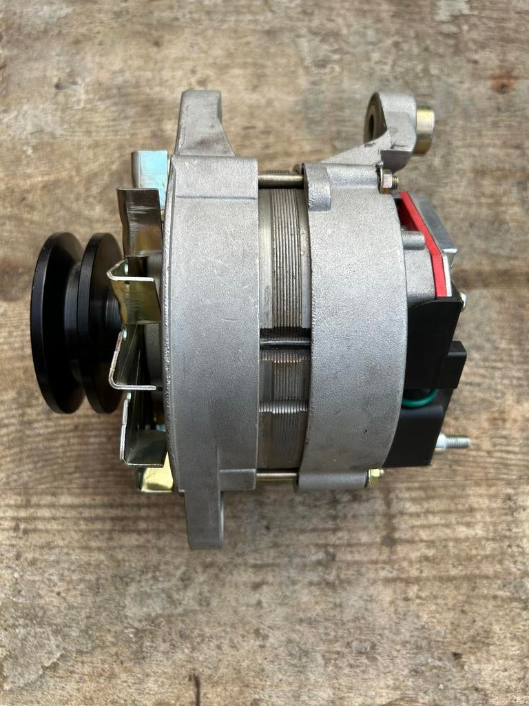 24v Dynamo - Nieuw, Ophalen of Verzenden
