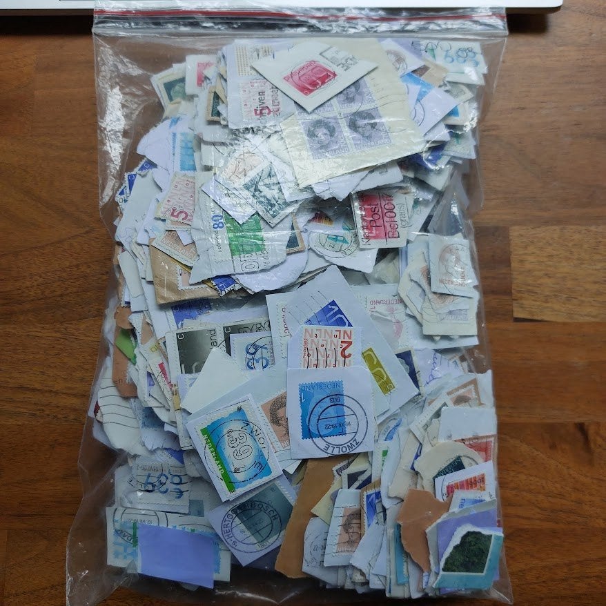 500gr - kilowaar Nederlandse postzegels, Ophalen of Verzenden, Na 1940, Gestempeld