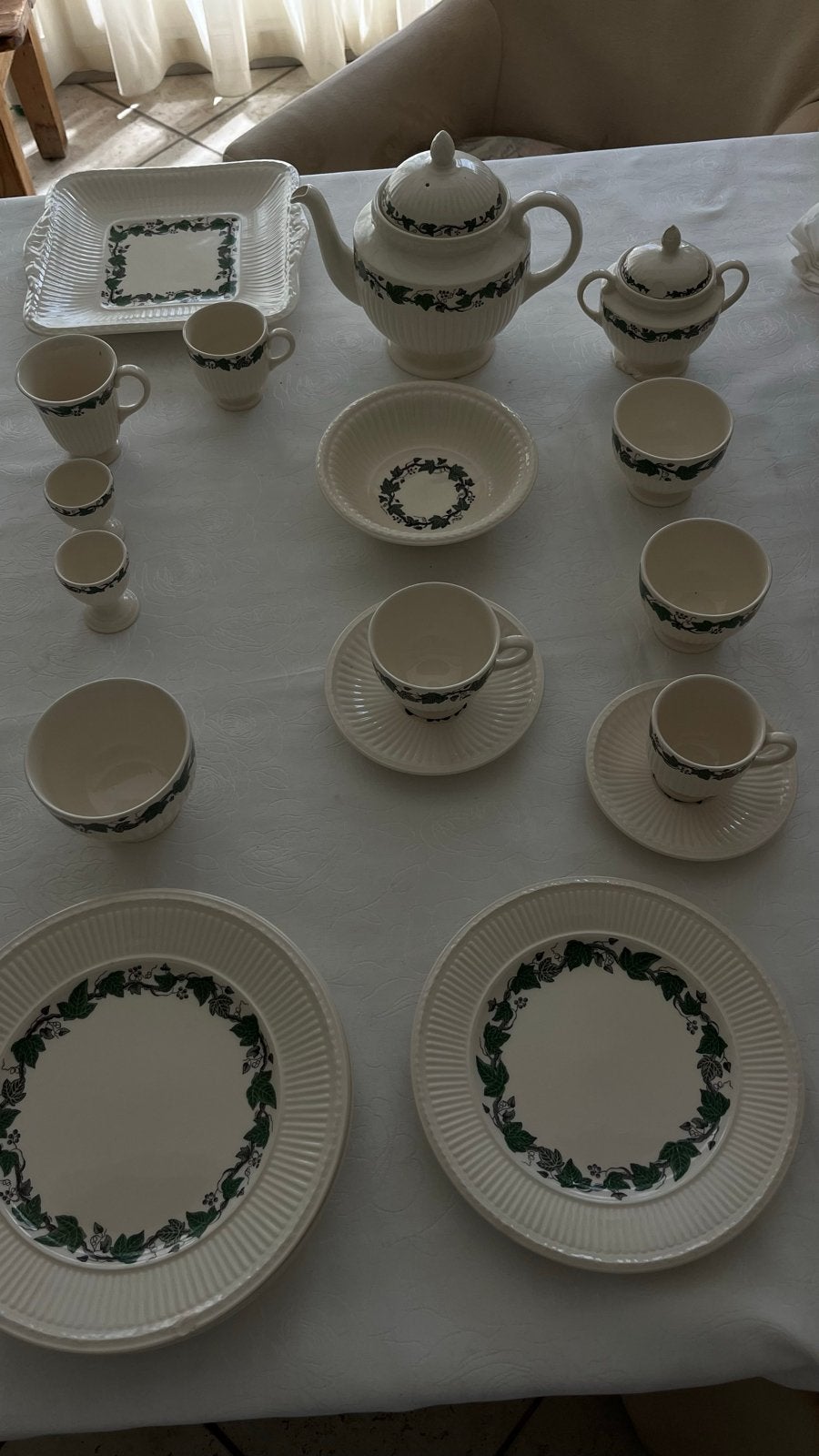 Wedgwood servies divers serie Stratford, Huis en Inrichting, Keuken | Servies, Ophalen, Keramiek, Vintage, Zo goed als nieuw