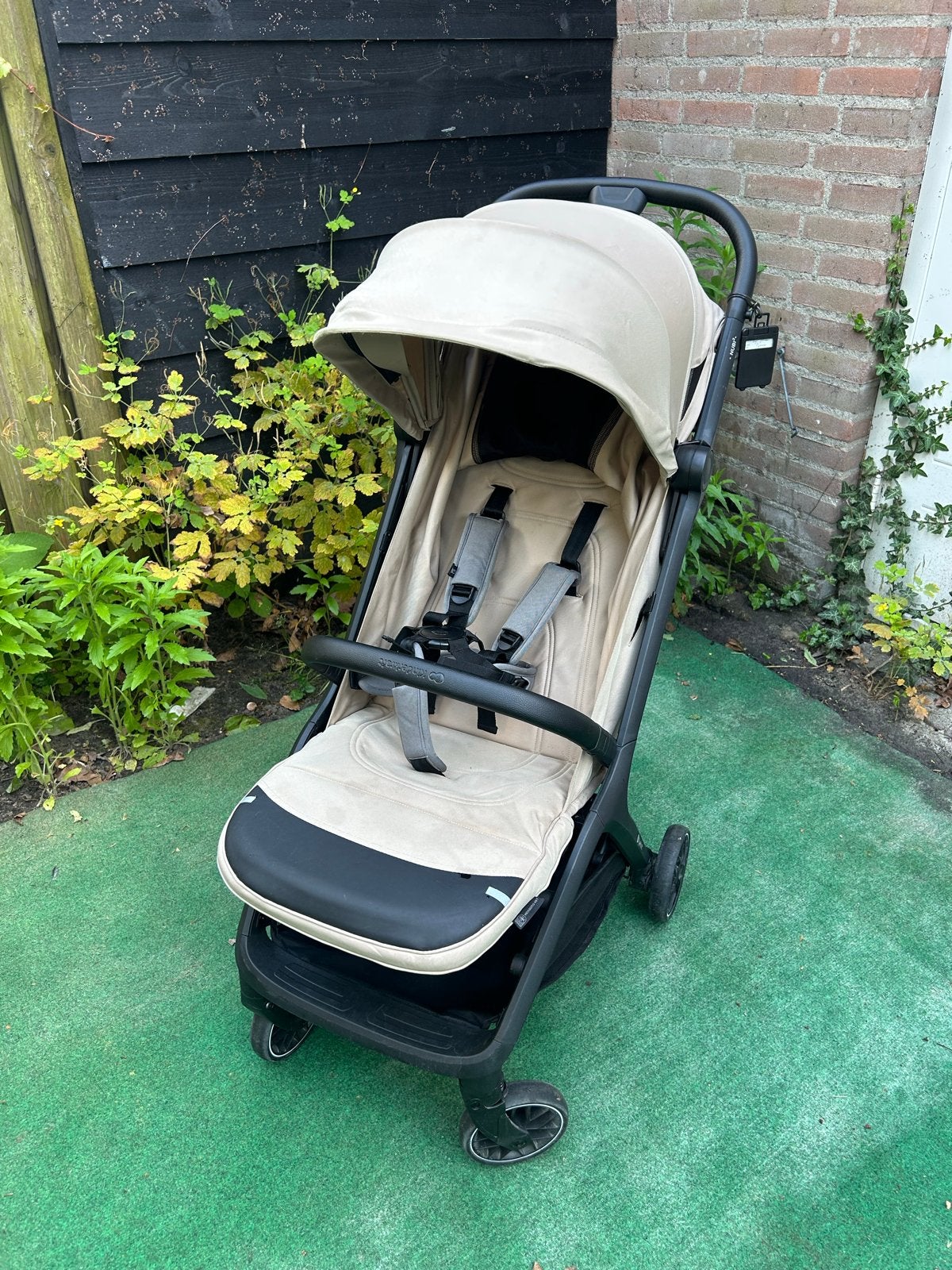 Kinderkraft Nubi 2 Buggy - Beige, Ophalen, Zo goed als nieuw, Kinderwagen, Overige merken