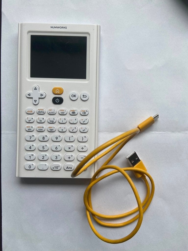 Grafische rekenmachine, Diversen, Ophalen of Verzenden, Grafische rekenmachine, Zo goed als nieuw