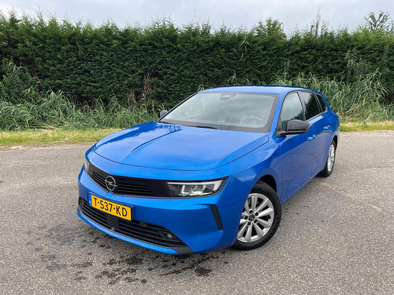 Opel Astra Sports Tourer 1.2 Business SPORT LED KEYLESS, Auto's, Euro 6, 1199 cc, Blauw, Origineel Nederlands
