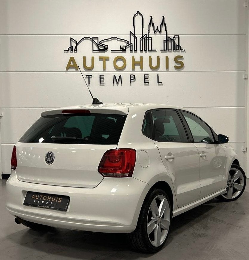 Volkswagen Polo 1.2 TSI Highline Nap Airco Cruise 6Bak Isofi, Voorwielaandrijving, Euro 5, Stof, Zwart