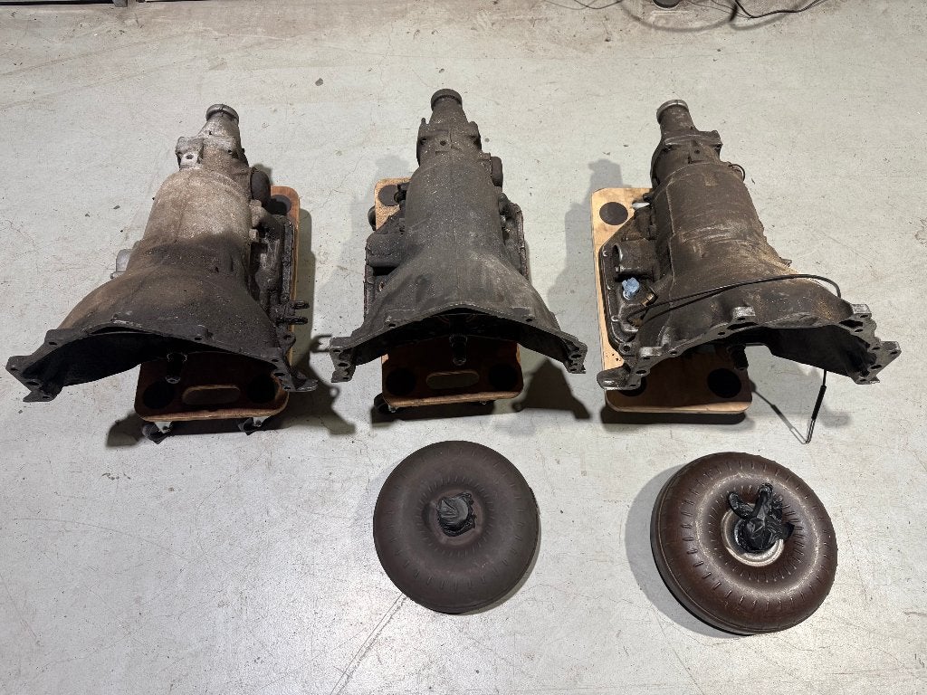 TH350 bakken Chevrolet, 2 stuks, voor  revisie., Auto-onderdelen, Ophalen, Nieuw, Buick