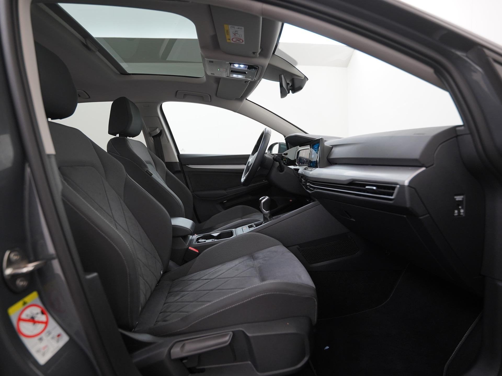 Volkswagen Golf 1.5 TSI Life | 150PK | Schuifdak | Stuurverw, Voorwielaandrijving, 12 maanden, 4 cilinders, Bedrijf