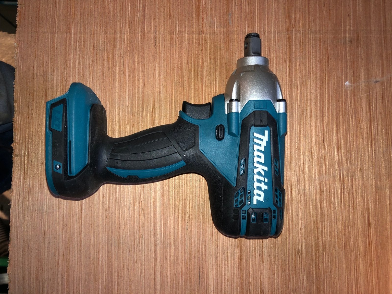 Makita DTW190Accu Slagmoersleutel - Zo goed als nieuw, Ophalen, Nieuw