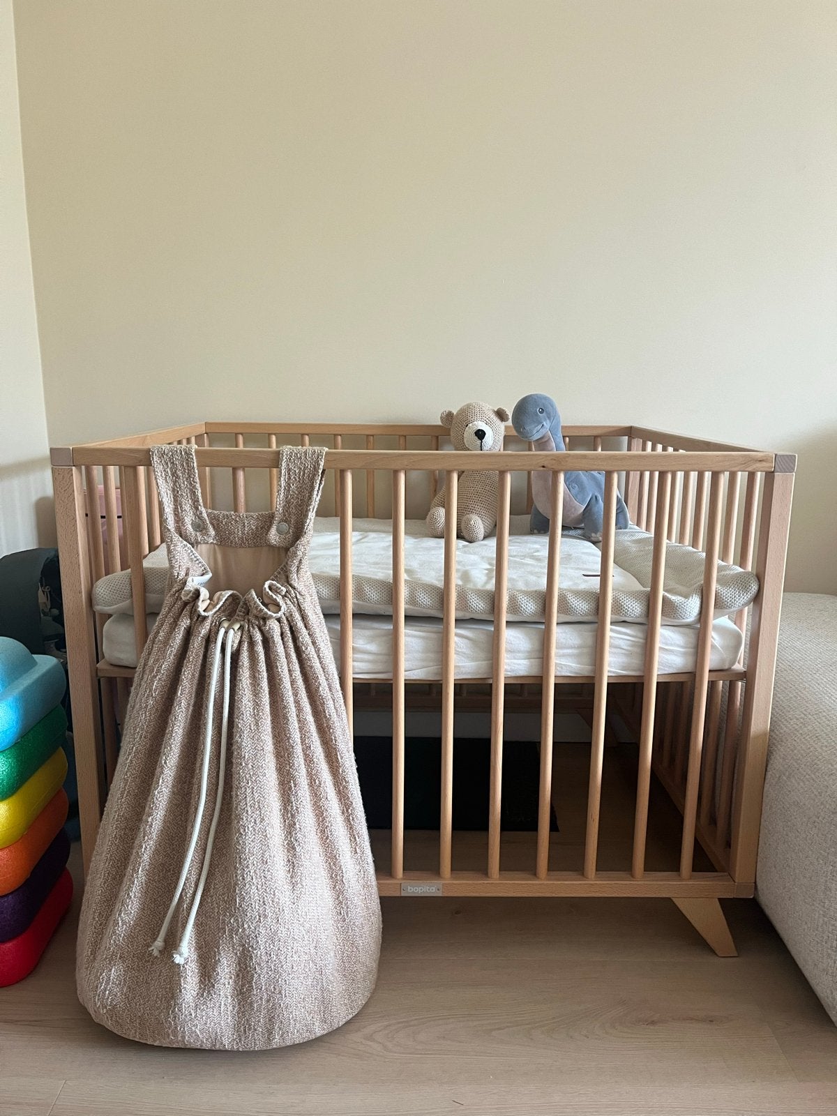 Bopita retro box met matras, boxkleed en Koeka boxtas, Kinderen en Baby's, Boxen, Ophalen, Gebruikt, Rechthoekig, In hoogte verstelbaar