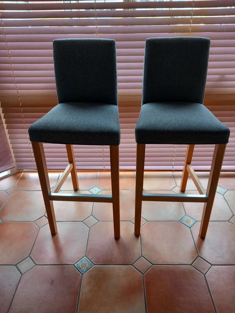 Barkrukken, 2 krukken, Ophalen, Zo goed als nieuw, 60 tot 90 cm