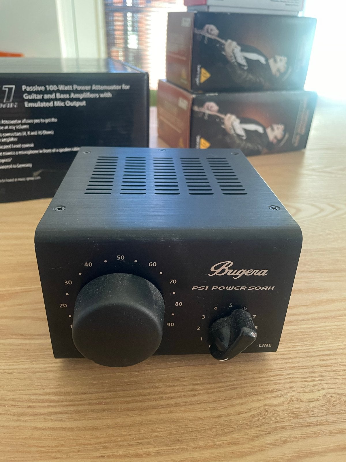 Bugera PS1 Power Soak - Passieve 100W Attenuator, Muziek en Instrumenten, Ophalen of Verzenden, Zo goed als nieuw, Gitaar, 100 watt of meer