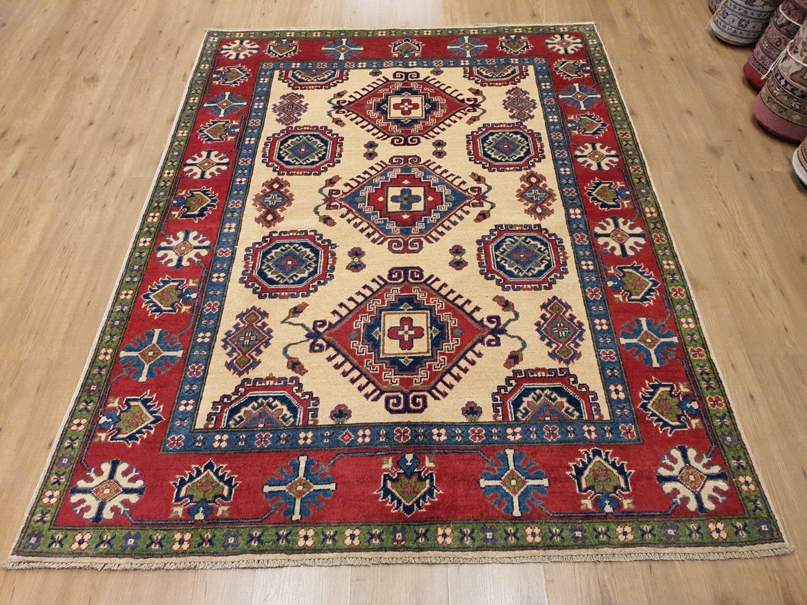 Handgeknoopt oosters tapijt kazak 208x159
Nie, Huis en Inrichting, Stoffering | Tapijten en Kleden, Info@SlatsAntiek.nl, Perzisch