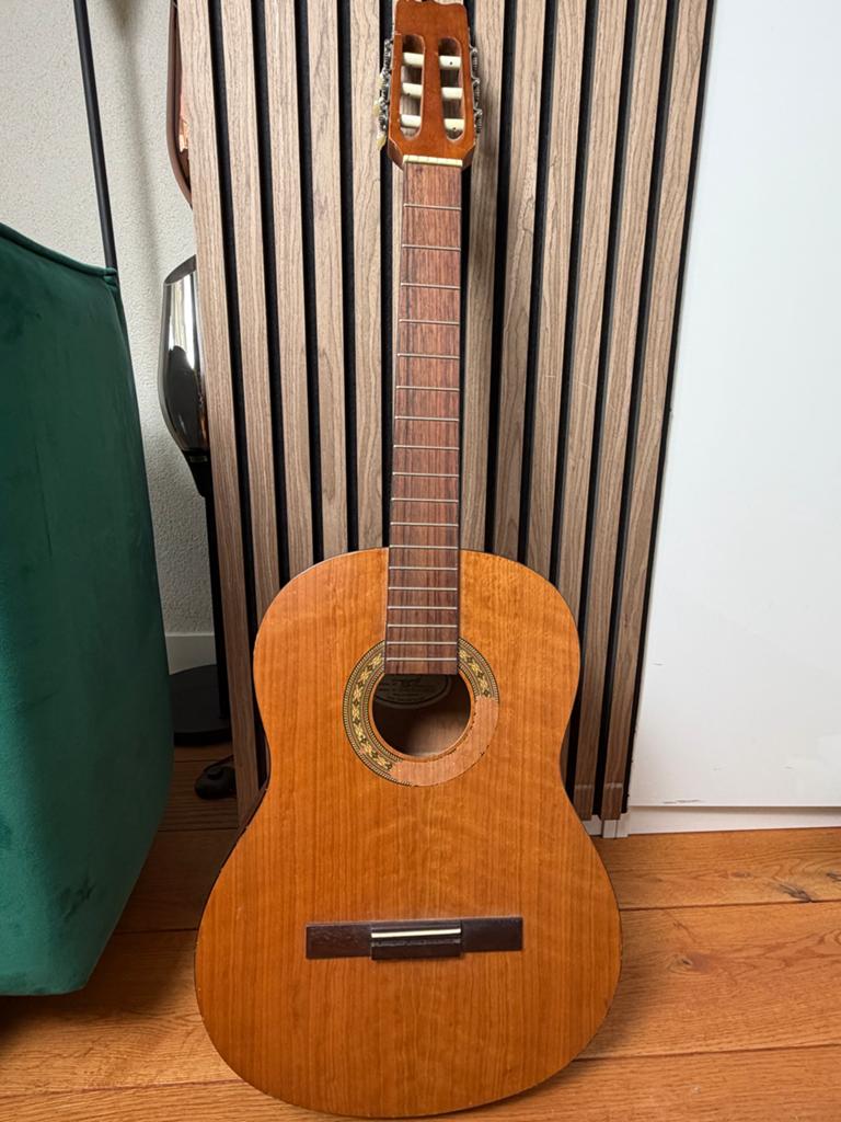 Vantage VIC-1 Klassieke Gitaar, Muziek en Instrumenten, Snaarinstrumenten | Gitaren | Akoestisch, Ophalen, Gebruikt, Klassieke of Spaanse gitaar