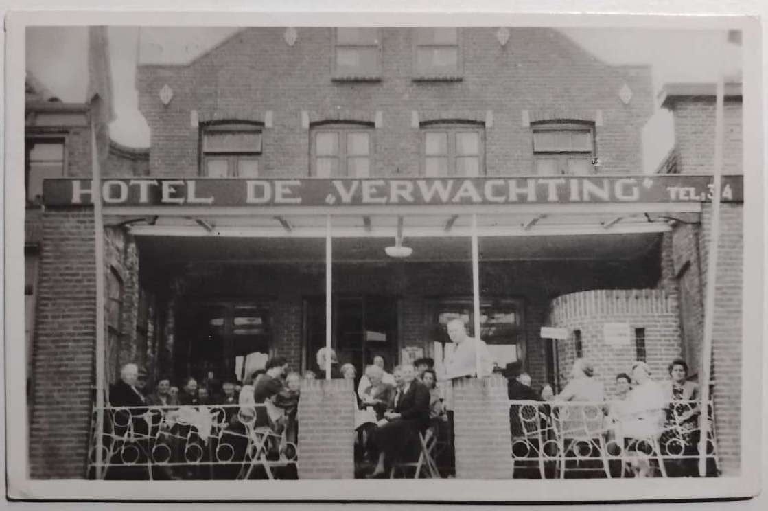 Fotokaart Urk Hotel De Verwachting jaren '20