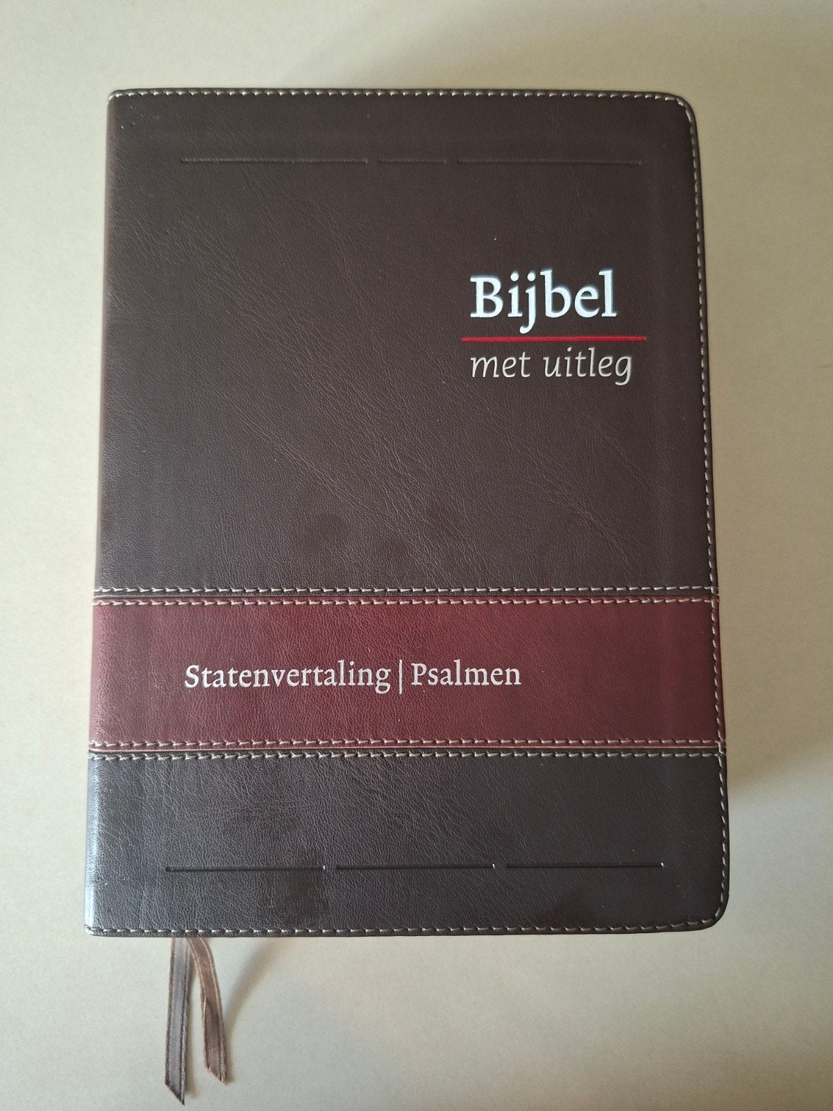 Luxe Bijbel met uitleg – Statenvertaling, Ophalen of Verzenden, Zo goed als nieuw, Diverse auteurs, Christendom | Katholiek