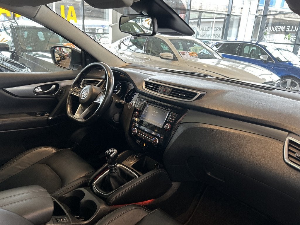 Nissan QASHQAI 1.2 N-Connecta | Panoramadak | Keyless | 360, Auto's, Nissan, Voorwielaandrijving, Gebruikt, 4 cilinders, Met garantie (alle)