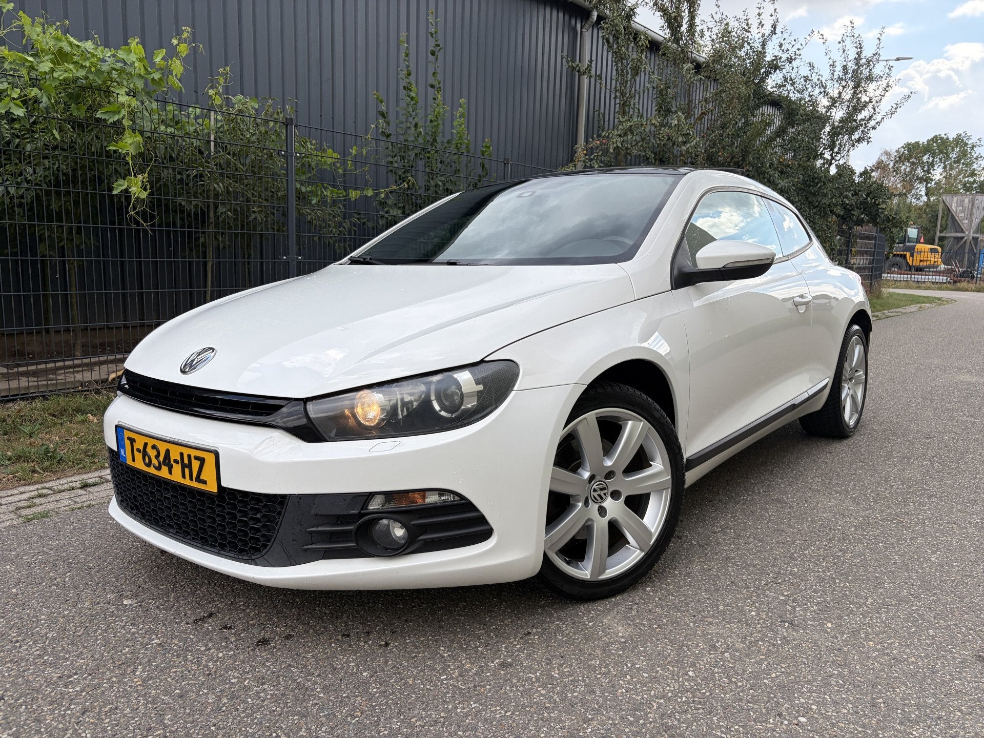 Volkswagen Scirocco 1.4 TSI Highline / AUTOMAAT / PANORAMADA, Auto's, Volkswagen, Euro 5, Gebruikt, 4 cilinders, Wit