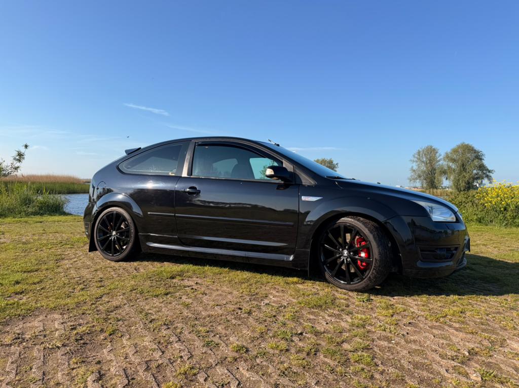Ford Focus ST 2.5 5-cil | BC Racing | Blokmod | 3" Downpipe, Auto's, 11 km/l, Overige kleuren, Handgeschakeld, Particulier