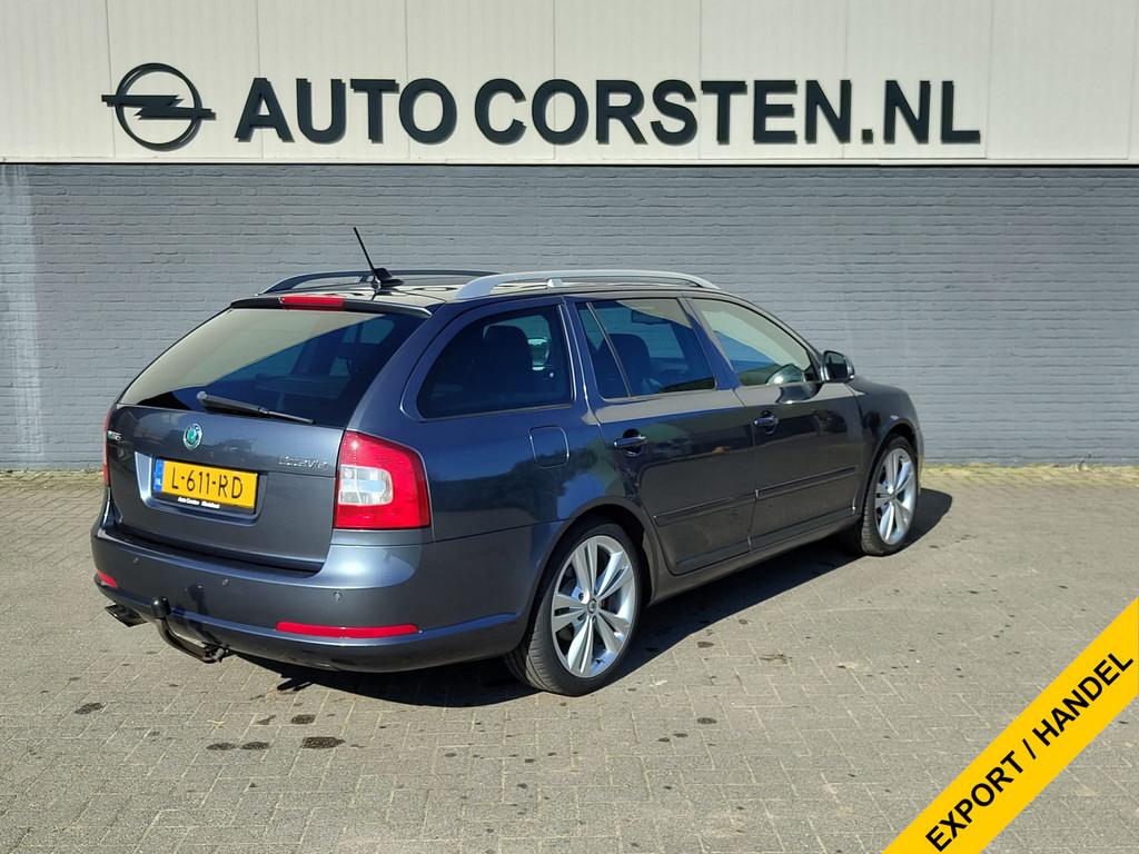 Skoda Octavia Combi 2.0TFSI RS 200PK Trekhaak Ecc Navi* Andr, Euro 5, Zwart, Leder en Stof, Octavia