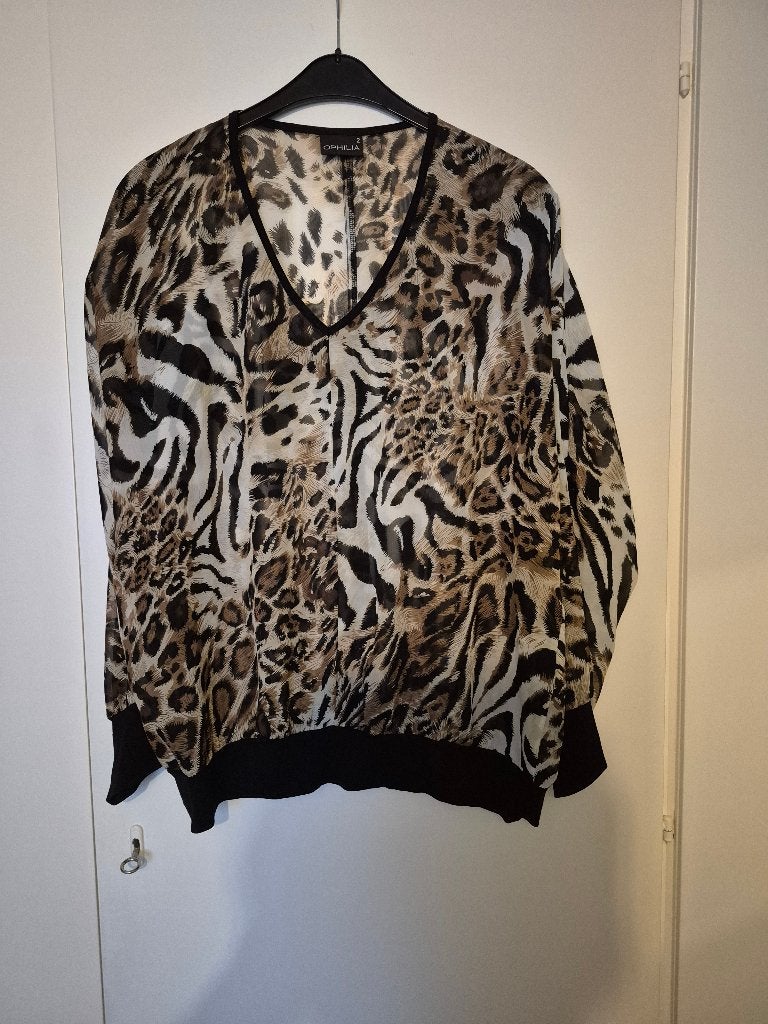 OPHILIA Leuke voile tuniek blouse DIERENPRINT maat 2 (44/46), Kleding | Dames, Ophilia, Ophalen of Verzenden, Zo goed als nieuw