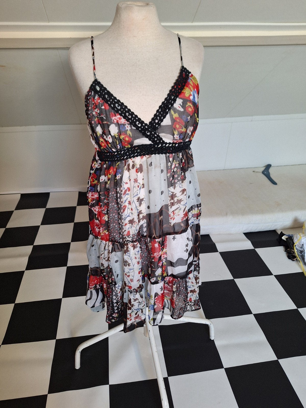 Zomerjurkje Romeo & Juliet Couture Maat M, Ophalen of Verzenden