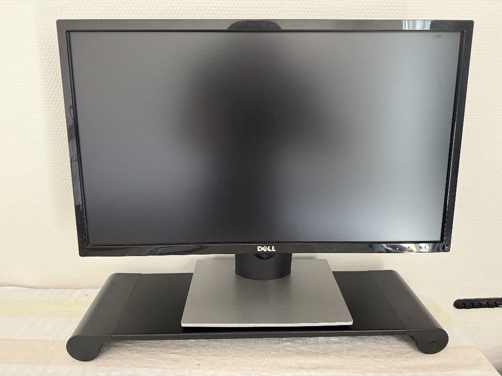 Dell 1080p 60hz monitor, Computers en Software, Monitoren, Gebruikt, 60 Hz of minder, HDMI, Gaming, IPS, Full HD, Minder dan 1 ms