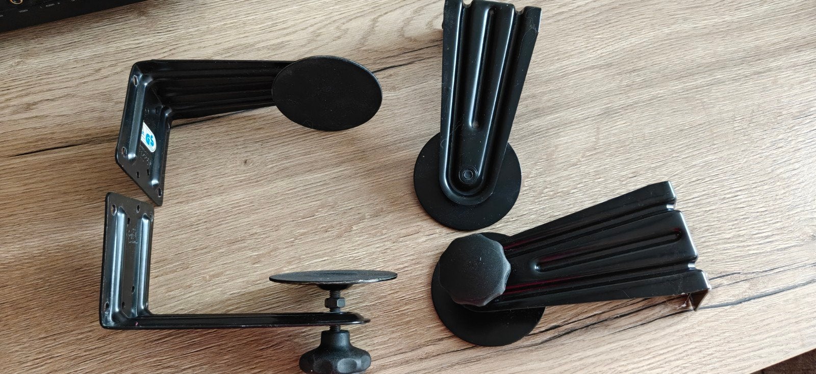 Muursteunen voor muziekboxen - set van 2, Audio, Tv en Foto, Overige merken, Gebruikt, Inclusief muurbeugels, Overige typen