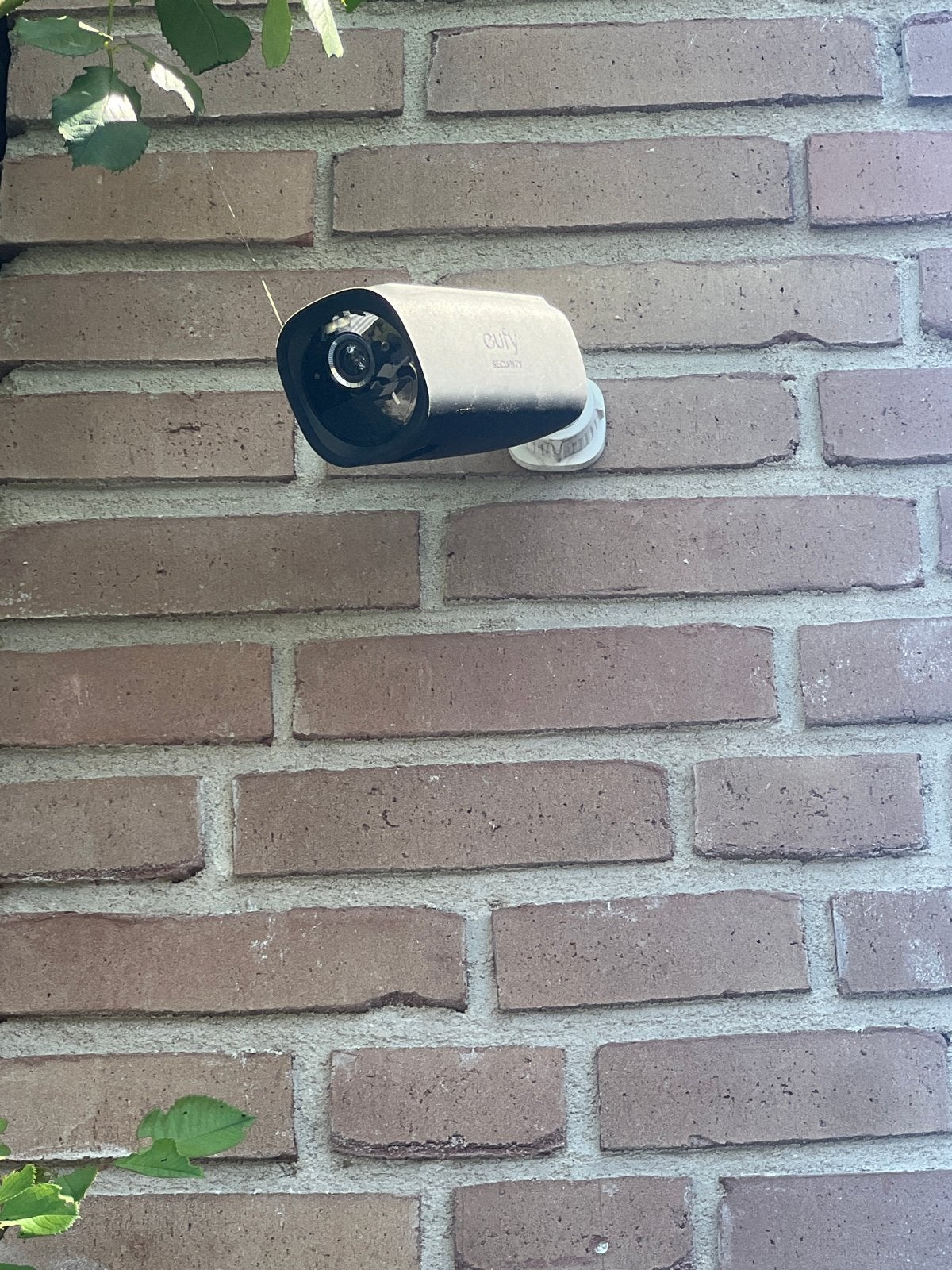 2x Eufy 330 Beveiligingscamera met Zonnepaneel, Ophalen, Gebruikt, Buitencamera