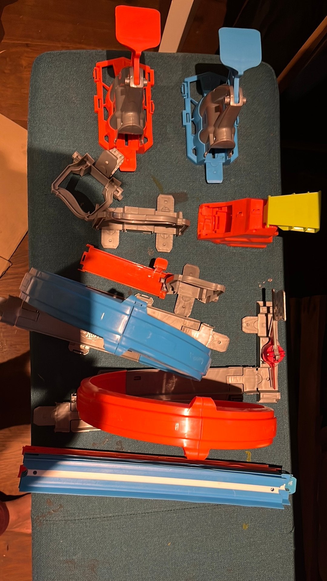 Hotwheels baan met looping, Ophalen, Zo goed als nieuw
