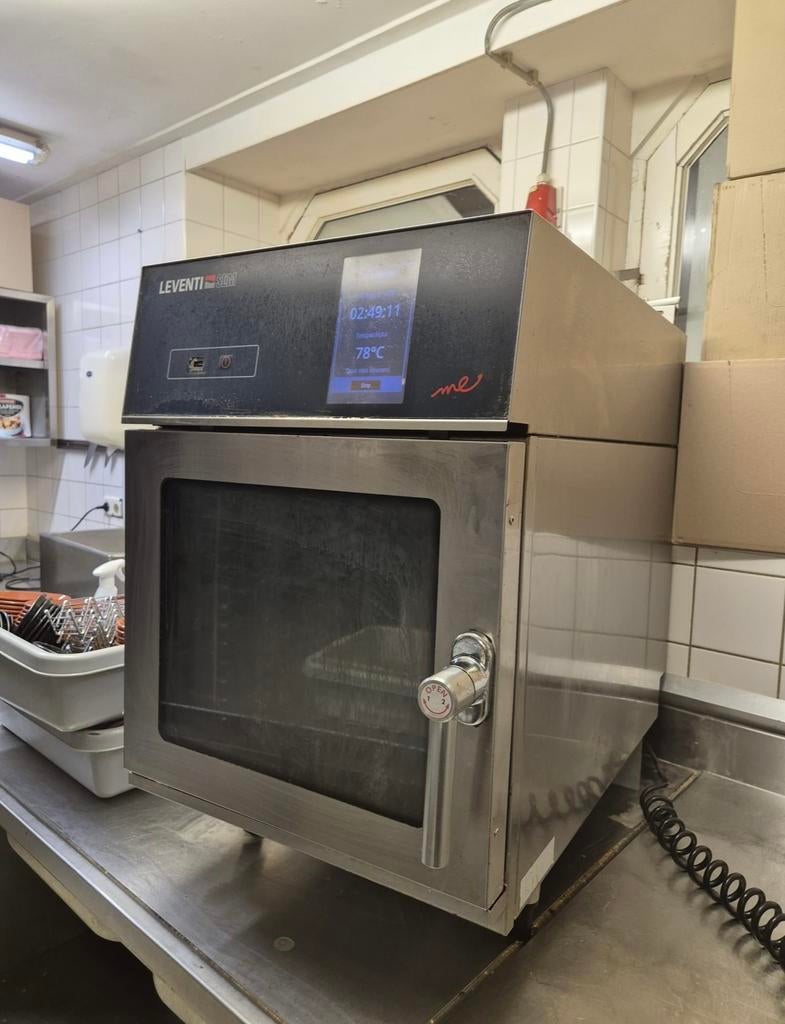 Leventi Me combi-steamer - Professionele horeca oven, Verzenden, Gebruikt, Ovens, Magnetrons en Steamers