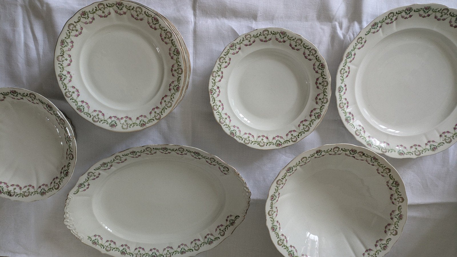Franse Retro Vintage servies onderdelen roze bloem groen, Ophalen of Verzenden, Zo goed als nieuw, Overige stijlen, Schaal of Schalen
