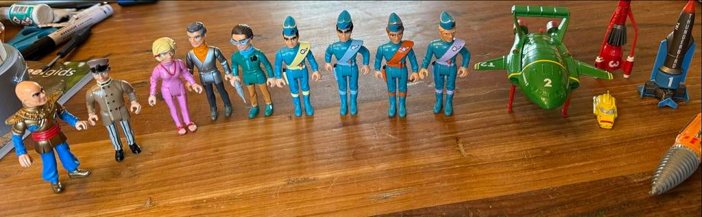 Thunderbirds complete set - Figuren en voertuigen, Kinderen en Baby's, Speelgoed | Actiefiguren, Ophalen of Verzenden, Zo goed als nieuw