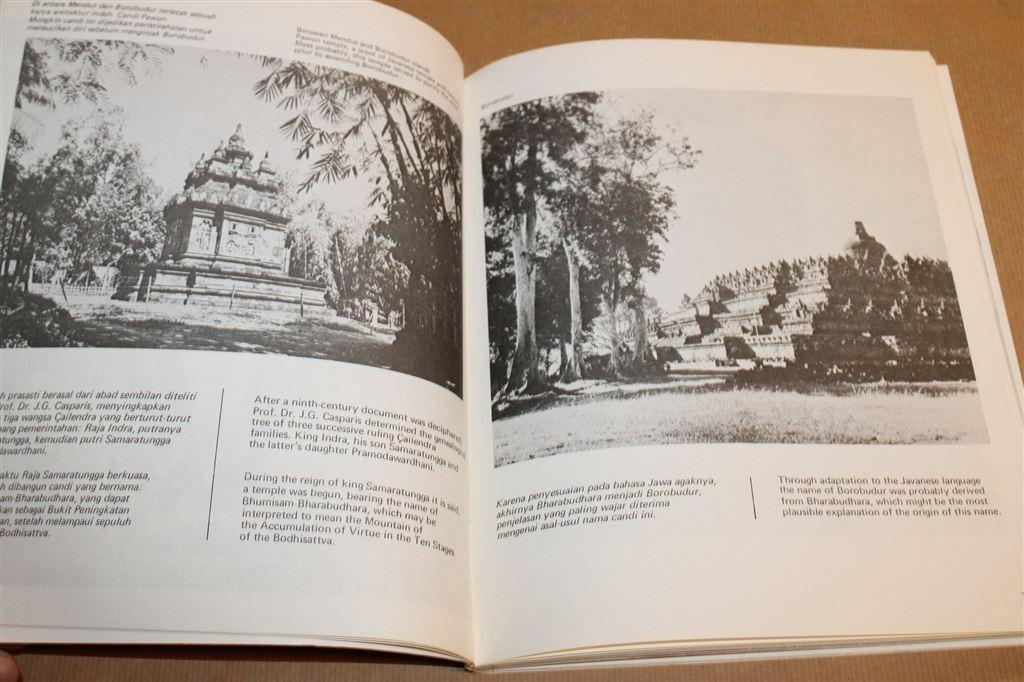 Borobudur — Boeddhistisch Wereldwonder, Tweetalig Fotoboek, Ophalen of Verzenden, Gelezen, Europa